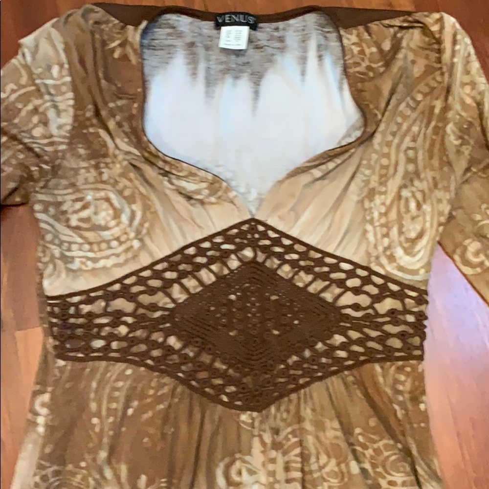 🌷NBW! Super soft tunic! - Picture 3 of 3